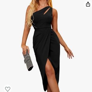 Black off the shoulder formal dress size M